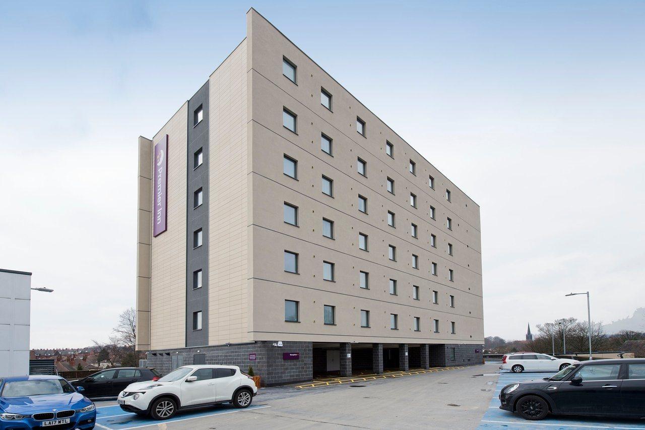 Premier Inn Leeds Headingley Екстериор снимка